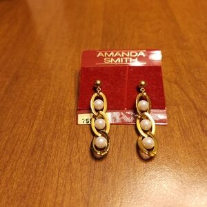 Amanda Smith Gold and White Pearl Earrings